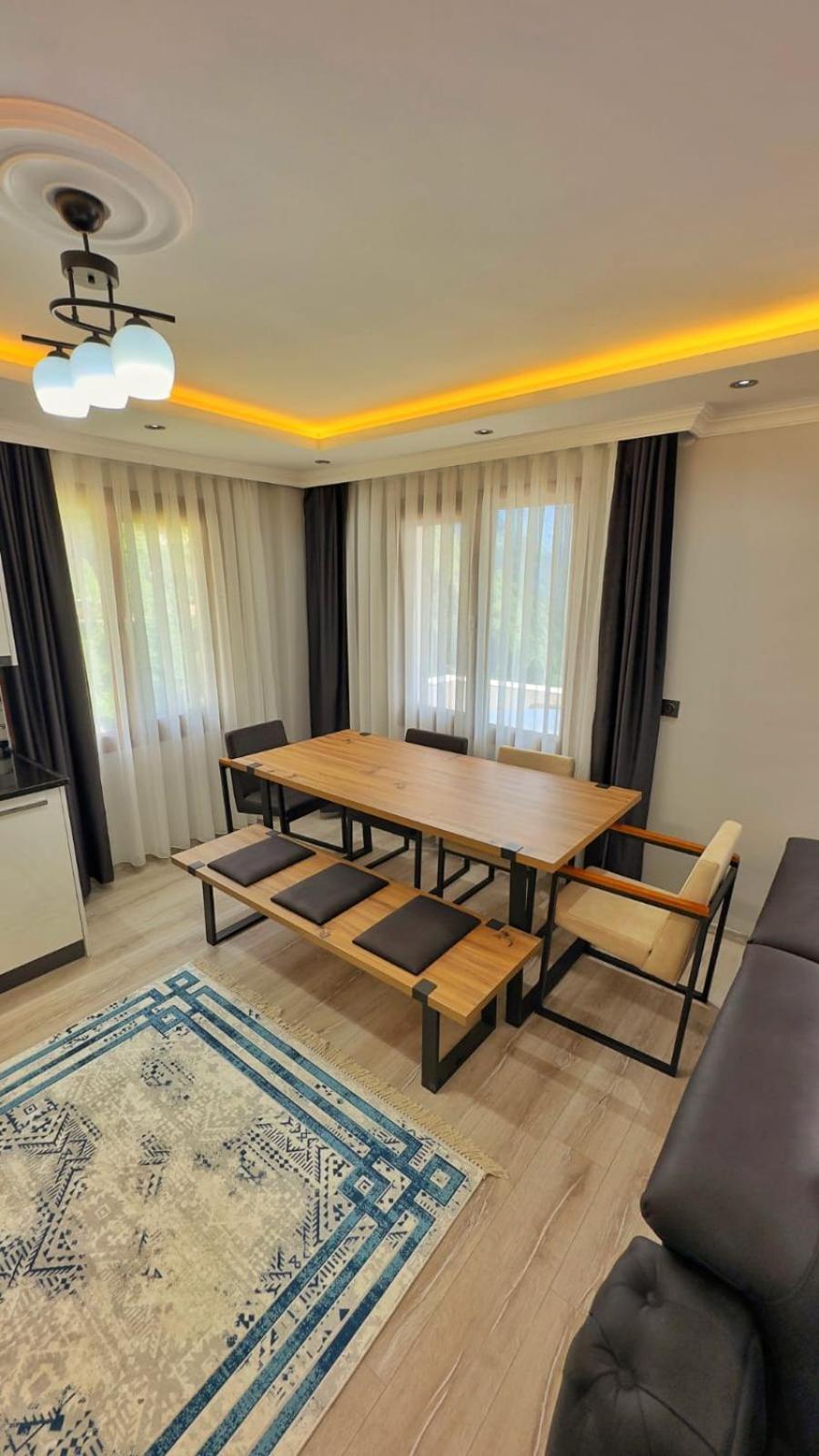 Apartment Saglam *